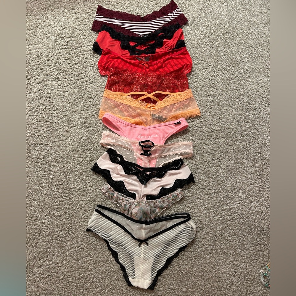 VS Undies in XS